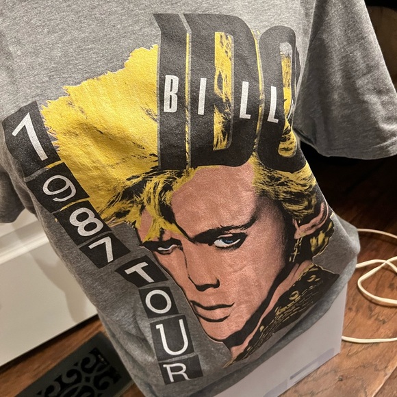 Billy Idol. Unisex/Men’s size medium. Short sleeve tee - Picture 2 of 4